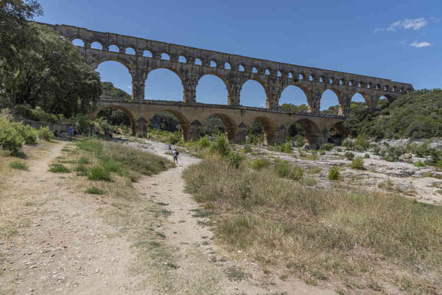 Francia - Vers-Pont-du-Gard - Pont du Gard 005.jpg